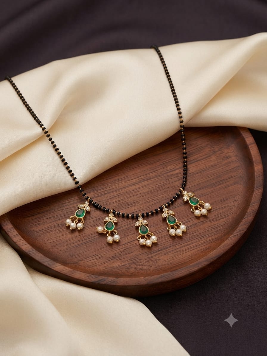 Short Mangalsutra with American dimond