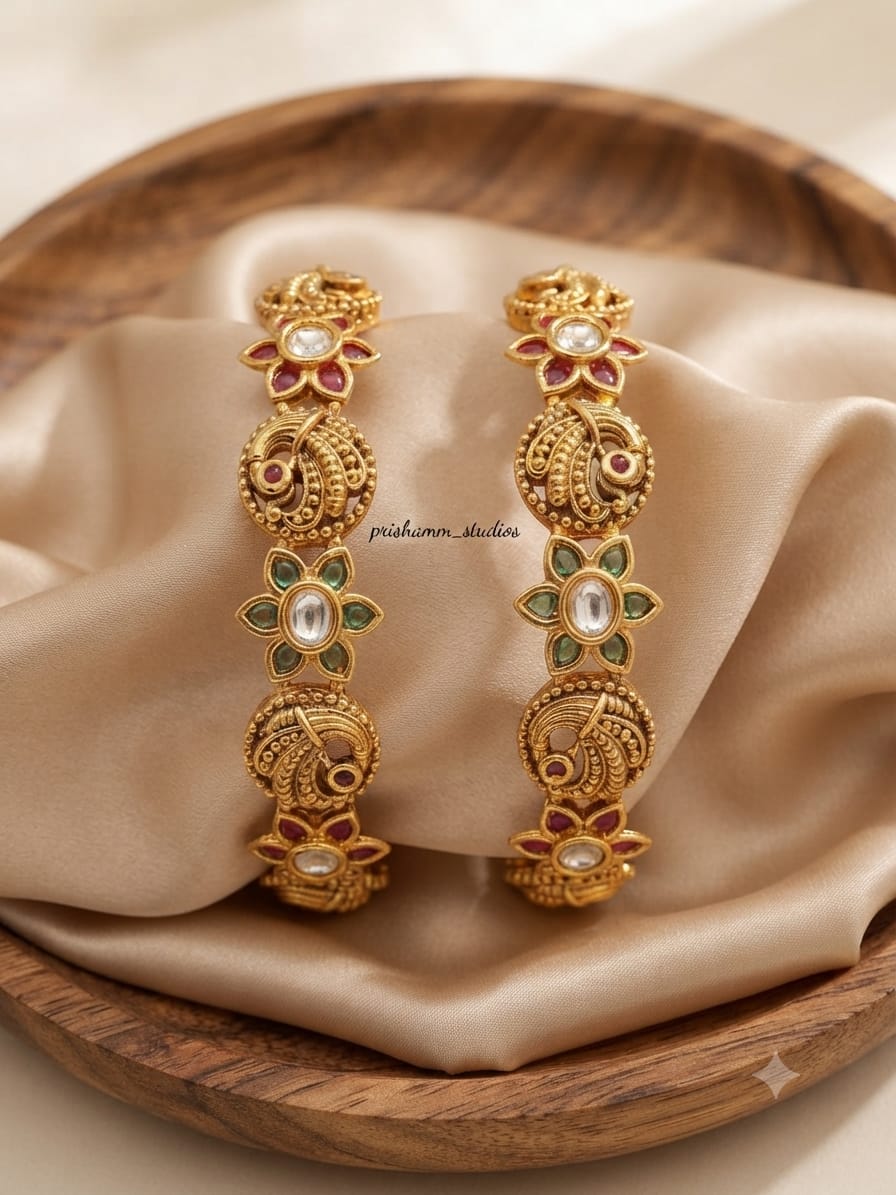 Matt finish Kemp stone mor motif bangles